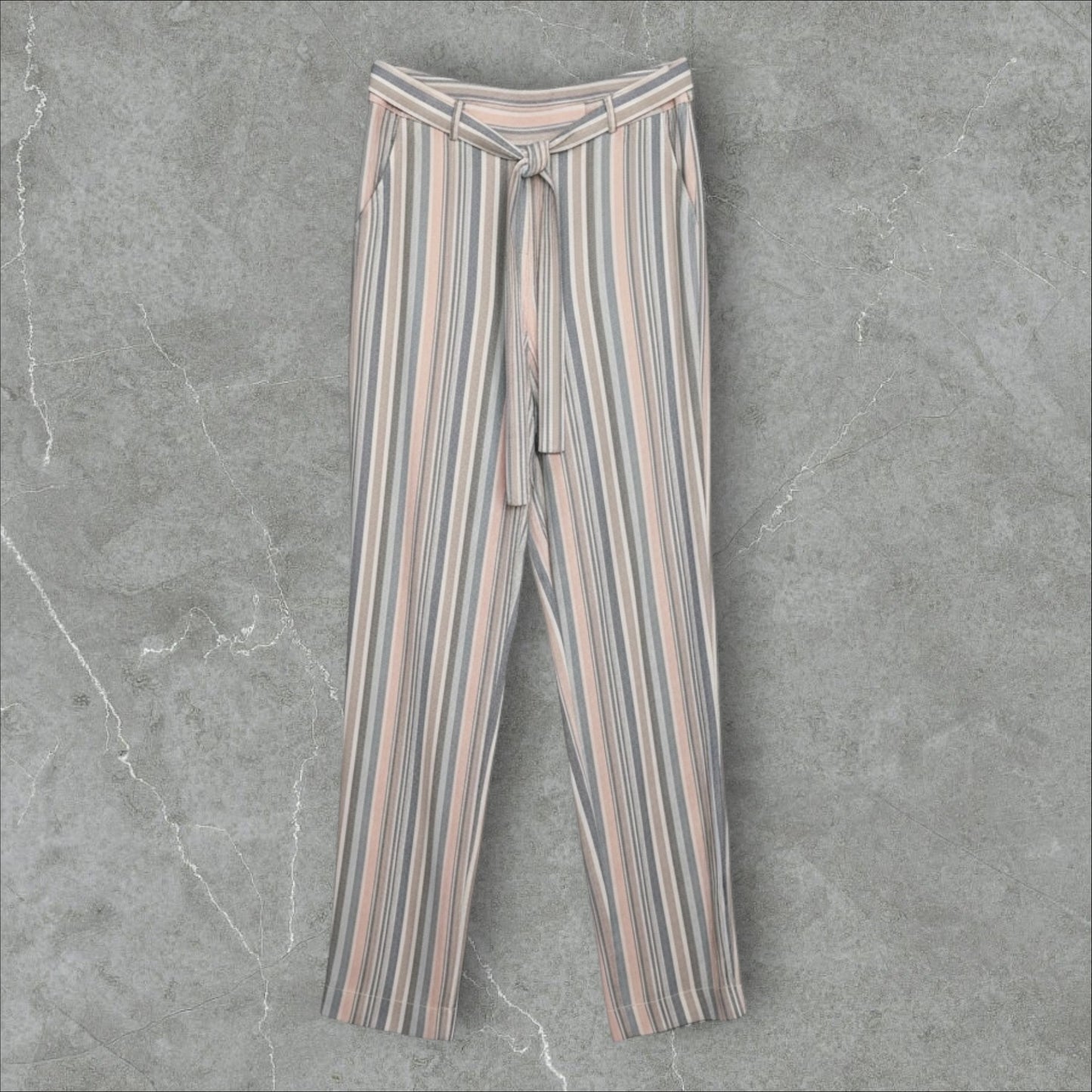 Set în Dungi Pastel (Vestă & Pantaloni)