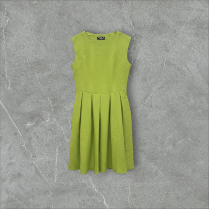 Rochie A-Line cu Fustă Plisată Lime Vibrant