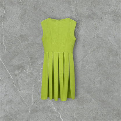 Rochie A-Line cu Fustă Plisată Lime Vibrant